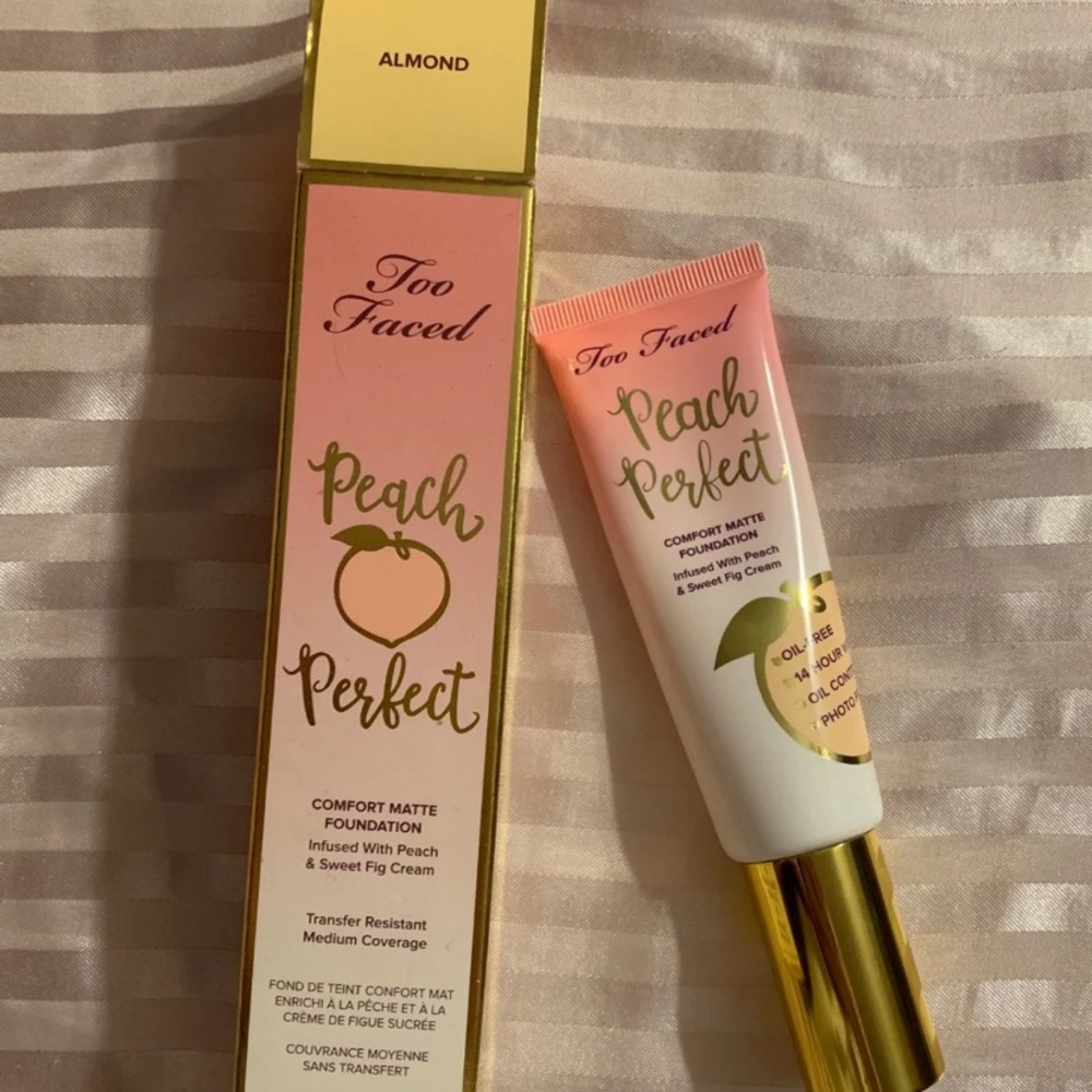 Too Faced *ALMOND* Comfort Matte Foundation